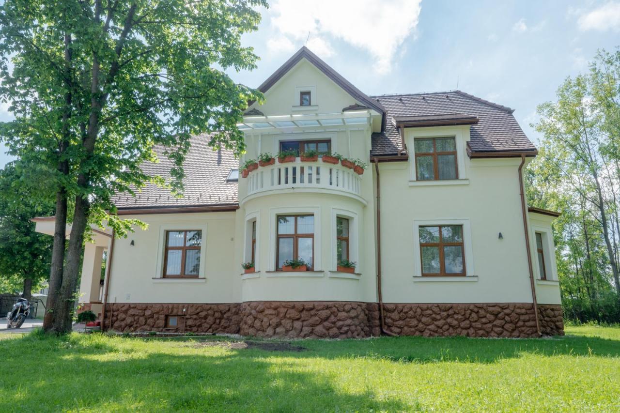 Villa Garden Apartments Poprad Exterior photo